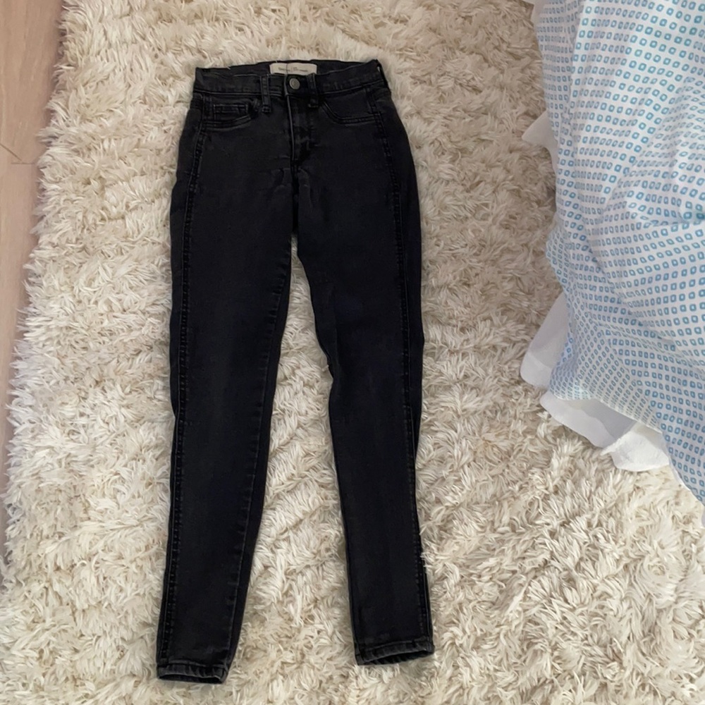 Black/dark gray jeans